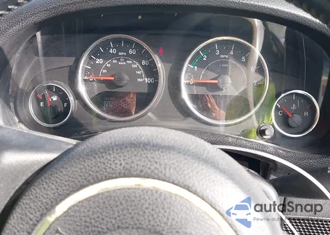 2011 Jeep Wrangler Unlimited Sport Rhd z USA, uszkodzony, nr VIN 1J4BZ3H1XBL599787